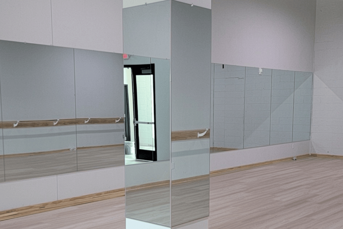 Shop Custom-Cut Mirrors in Denver, CO - Mirrors Delivered