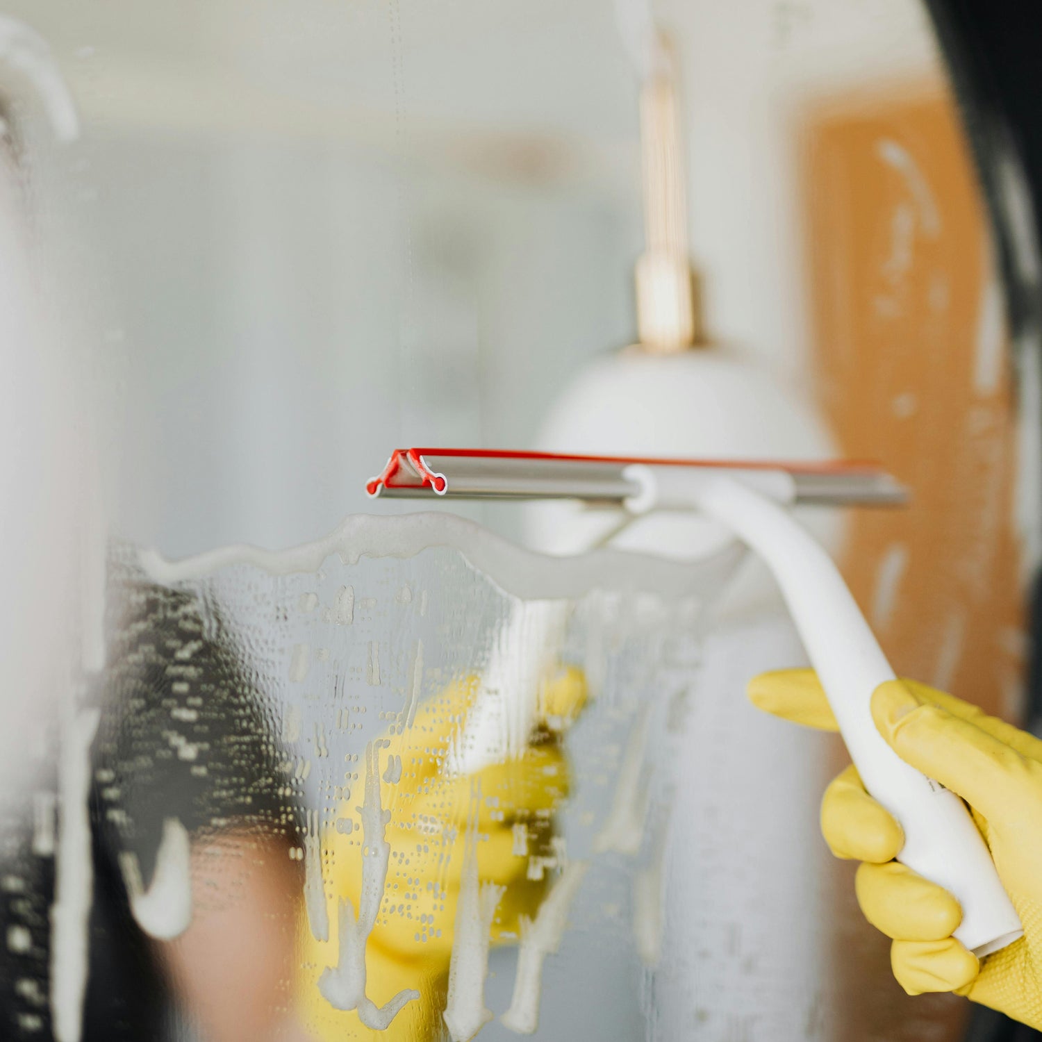 How to Clean a Mirror: Proven Steps