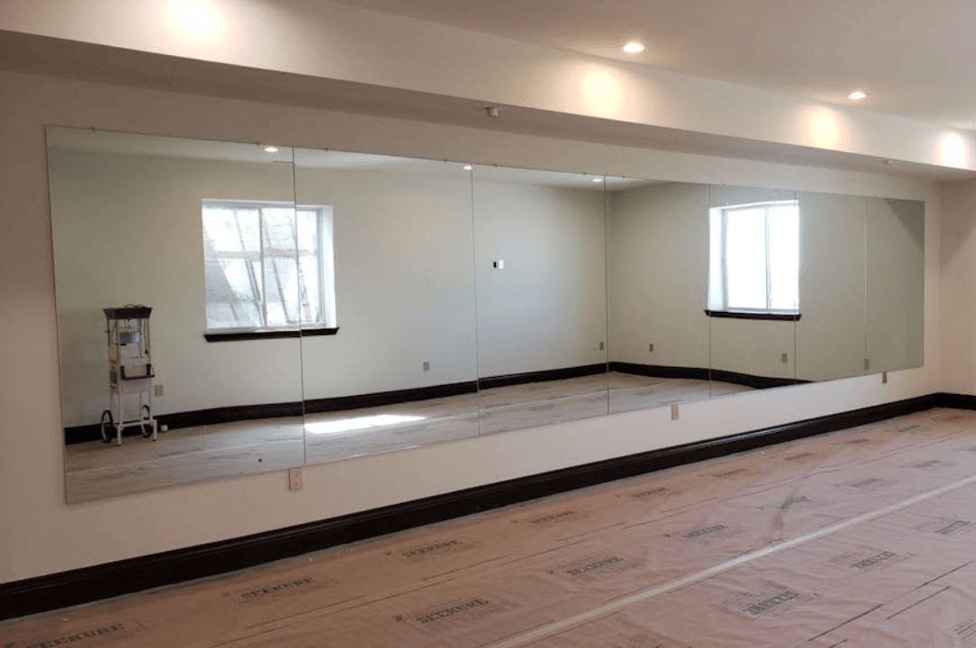 Best Mirror for Homes and Businesses in Omaha, NE - Mirrors Delivered