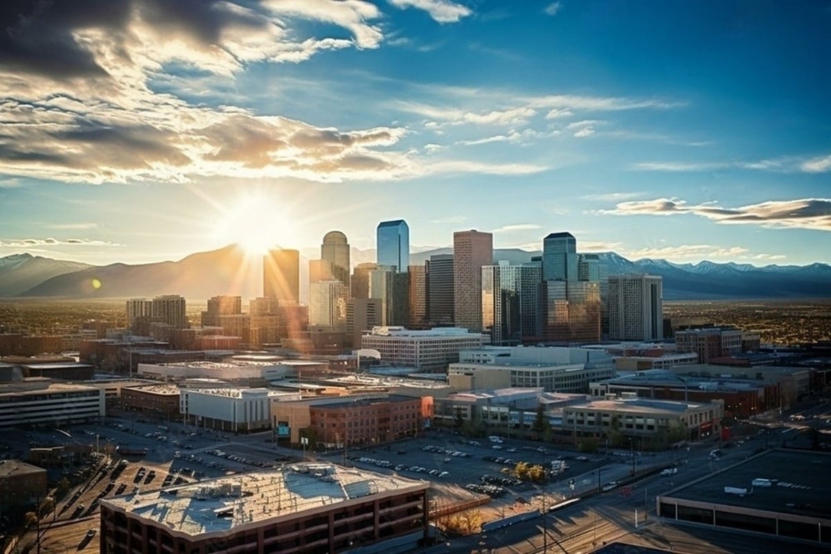 Home Gym Mirrors and Installation in Denver, CO - Mirrors Delivered