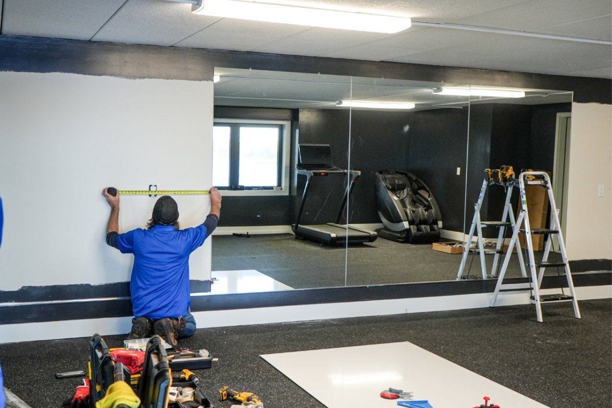 Top 8 Reasons to Invest in Shatter Resistant Mirrors for Your Gym - Mirrors Delivered