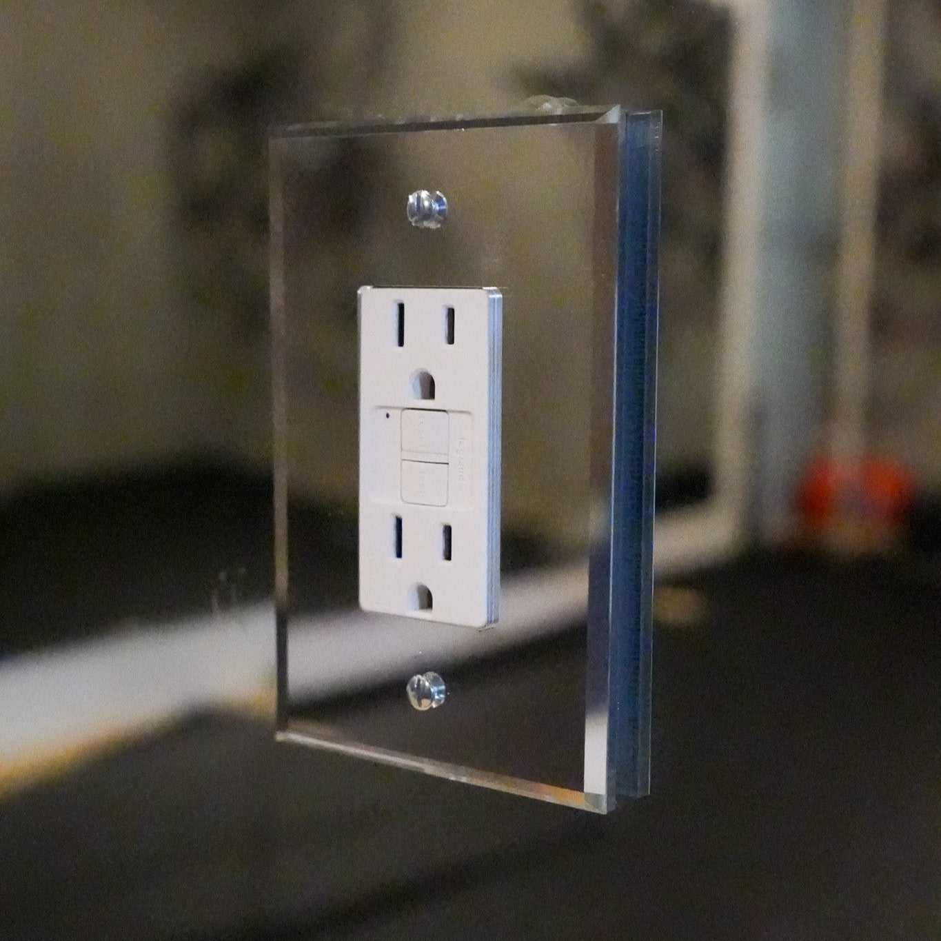 Mirrors Delivered - Outlet